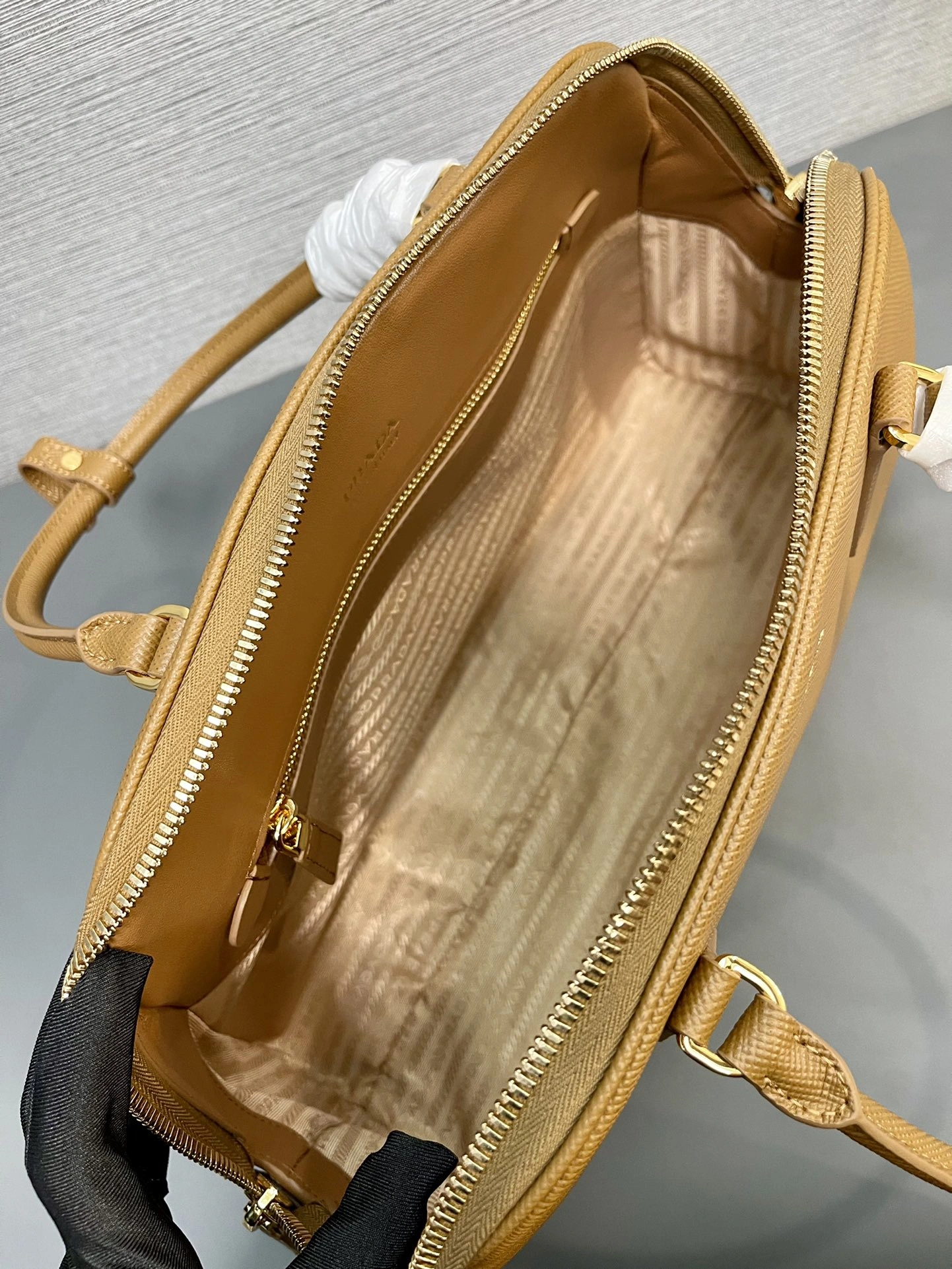 Prada Top Handle Bags Durable 71627
