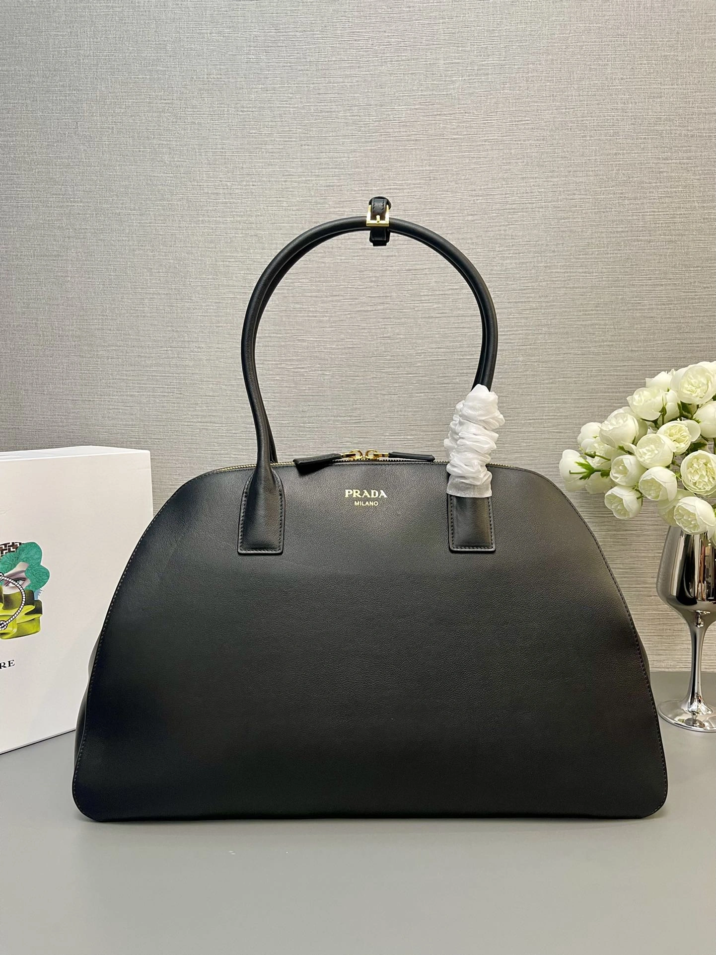 Flexible Prada Top Handle Bags 71629