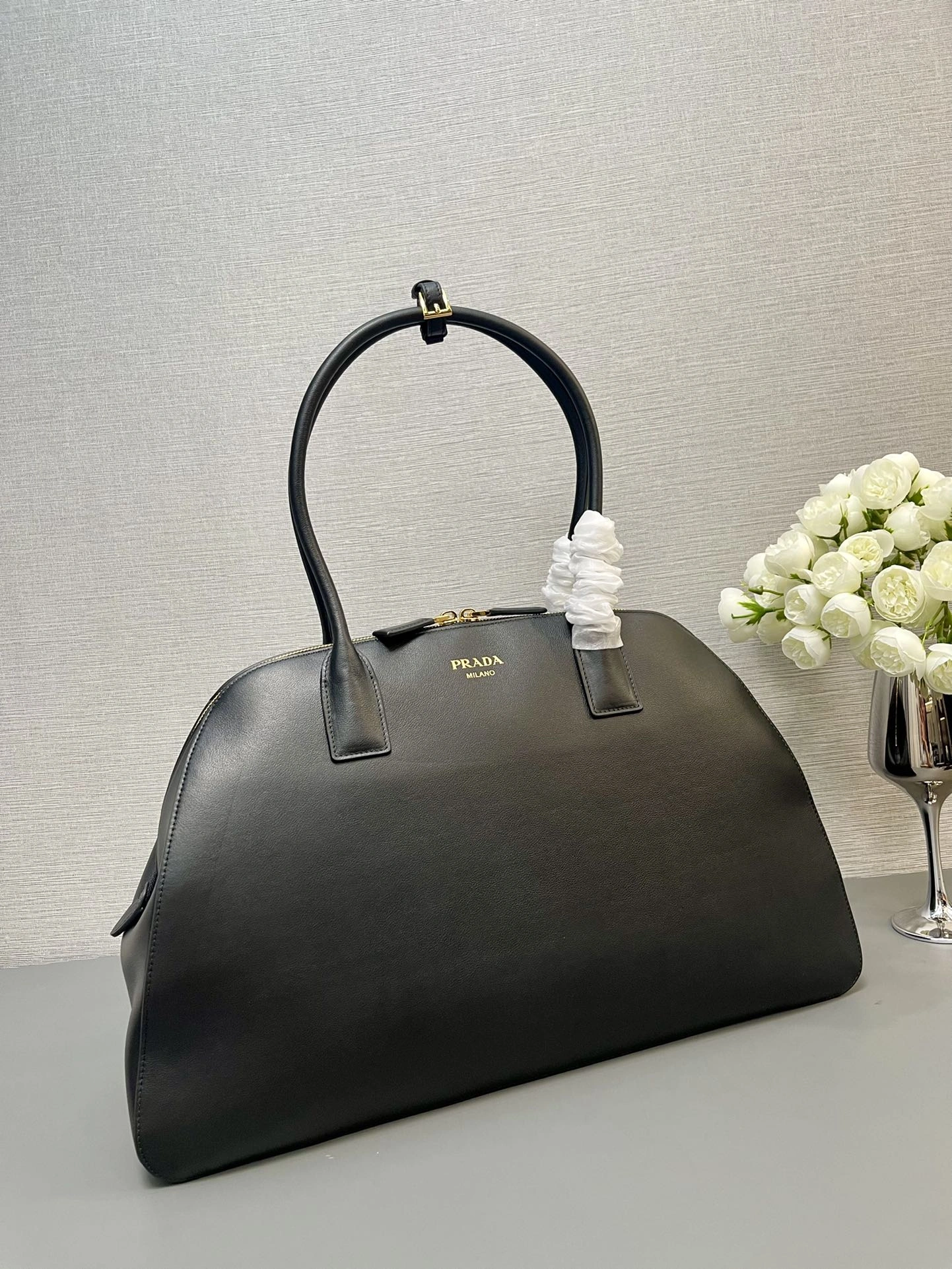 Flexible Prada Top Handle Bags 71629