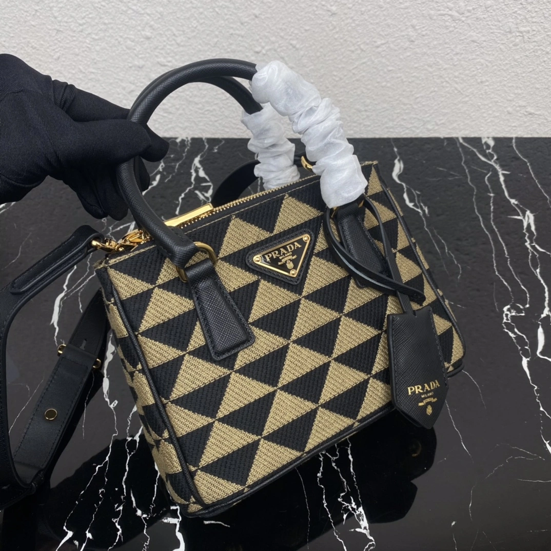 Trendsetting Prada Top Handle Bags 71623