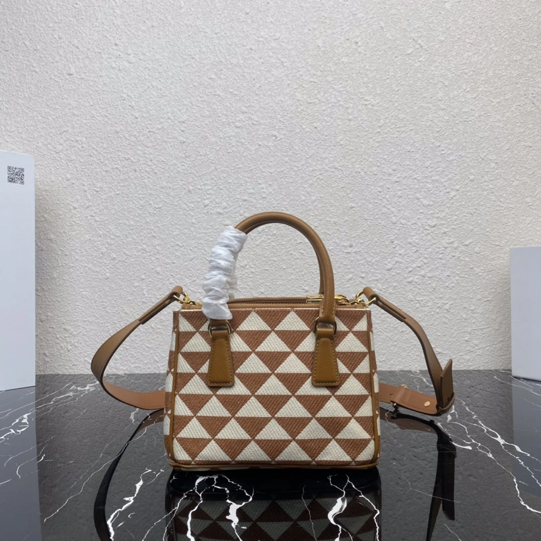 Durable Prada Top Handle Bags 71621