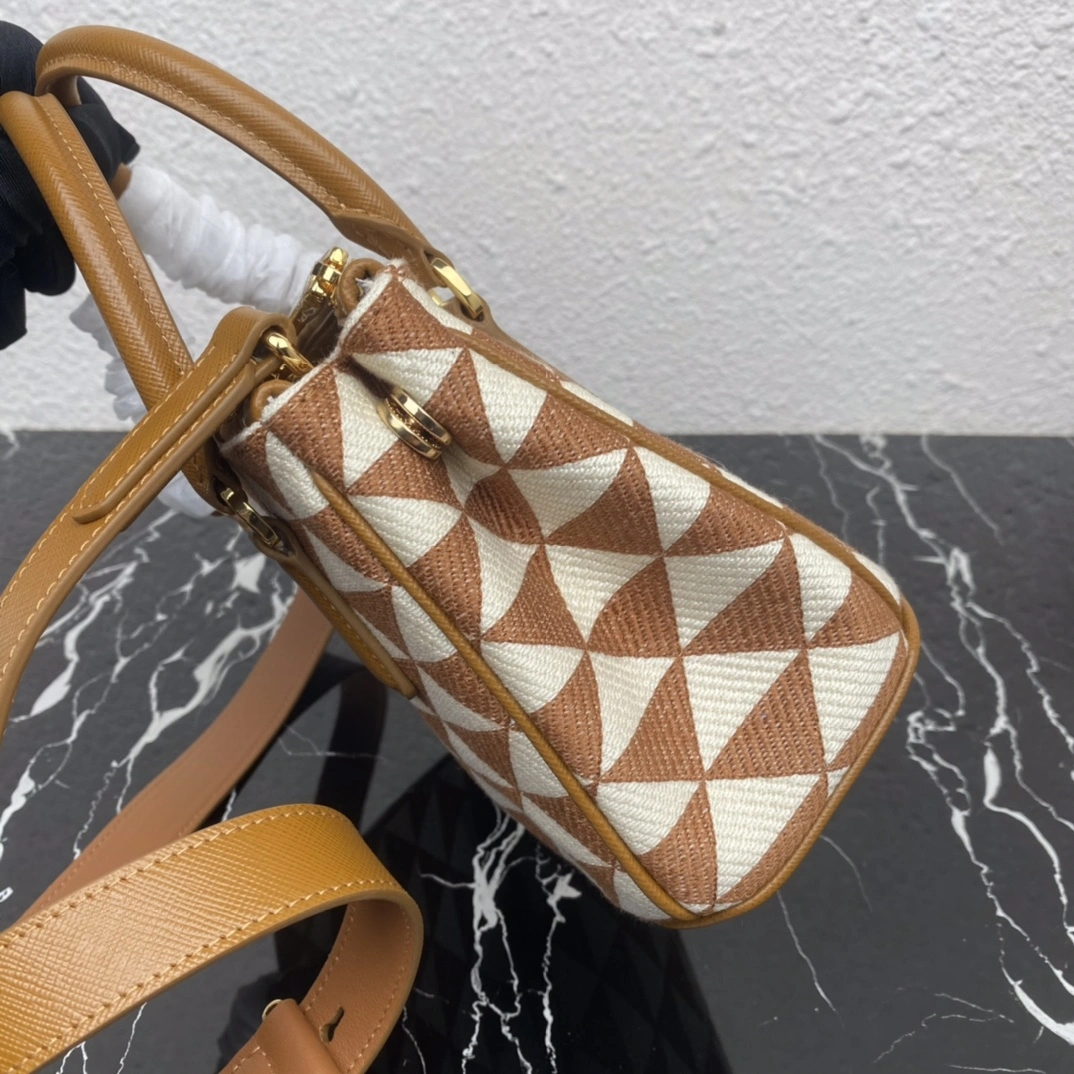 Durable Prada Top Handle Bags 71621