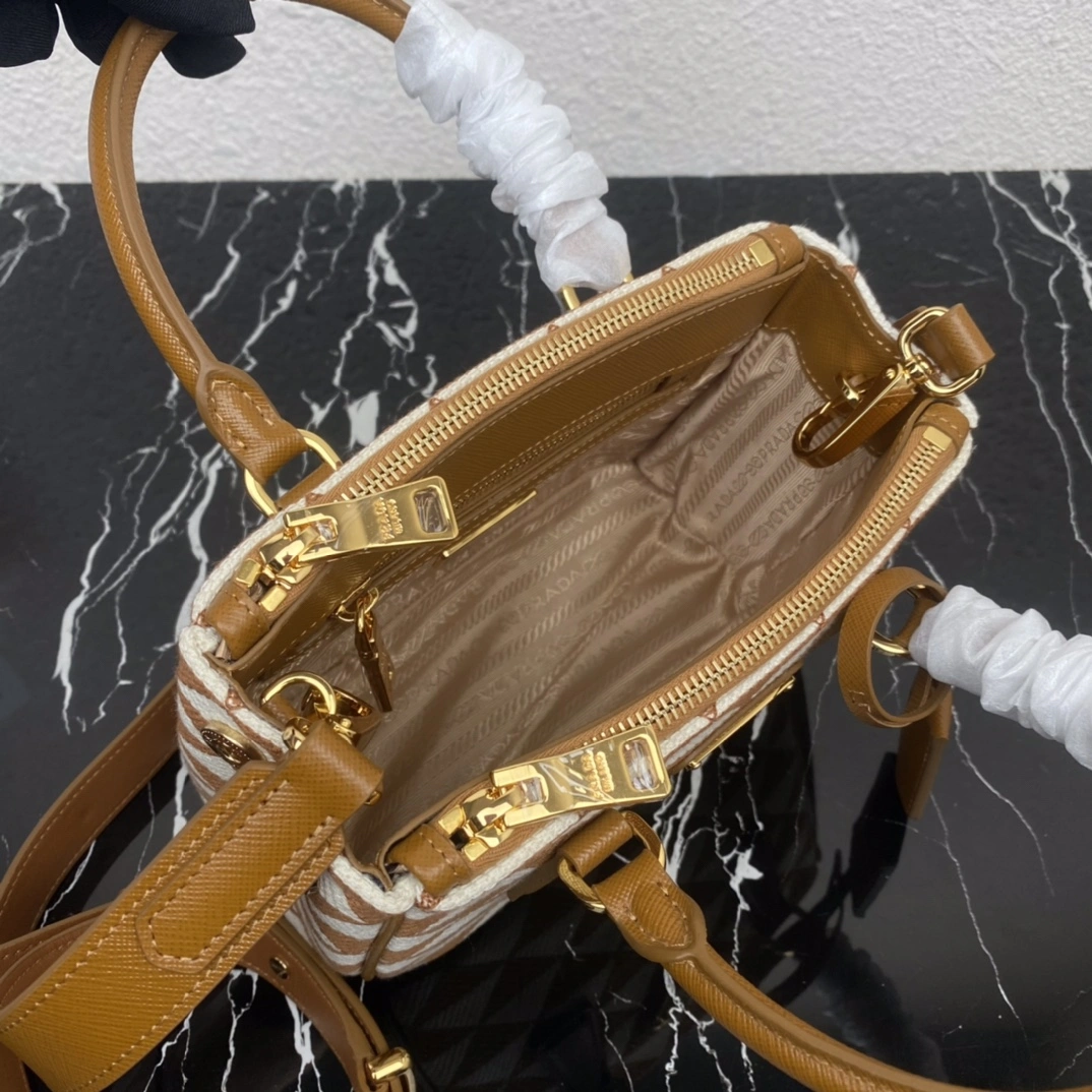 Durable Prada Top Handle Bags 71621
