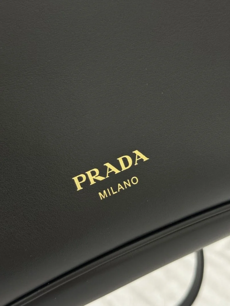 FlexibleFit Prada Top Handle Bags 45090
