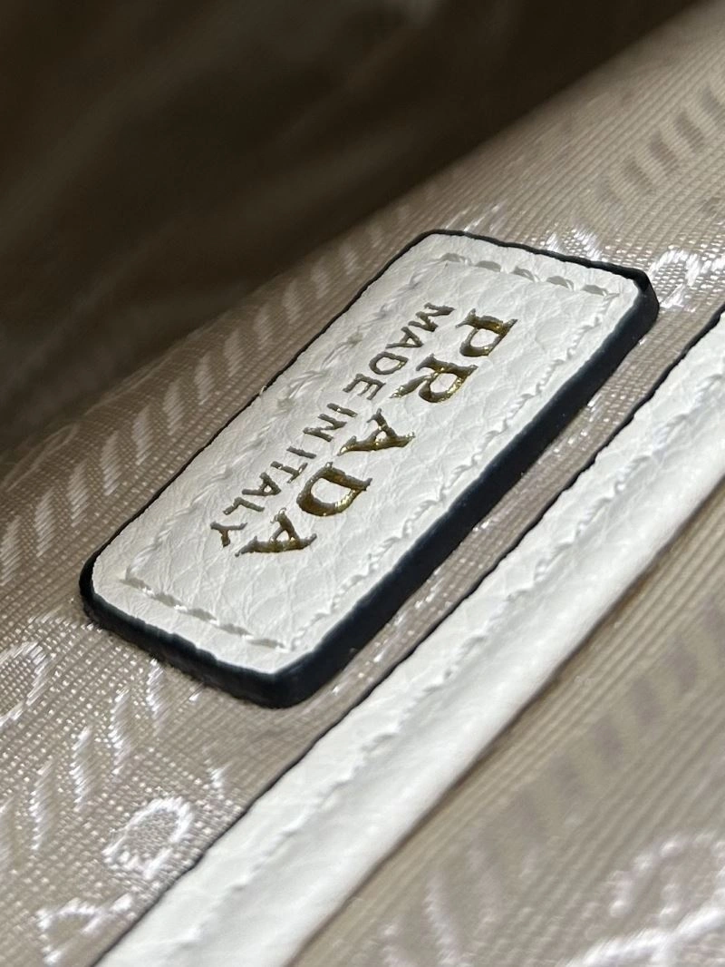 Prada Top Handle Bags Snug 82647