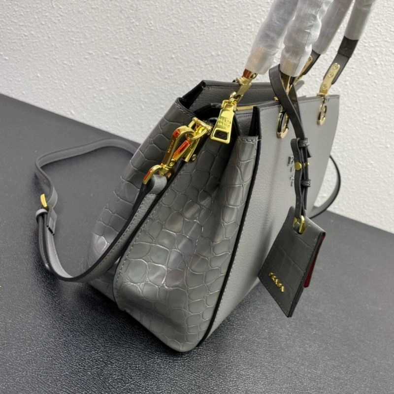 Fashionable Prada Top Handle Bags 82622