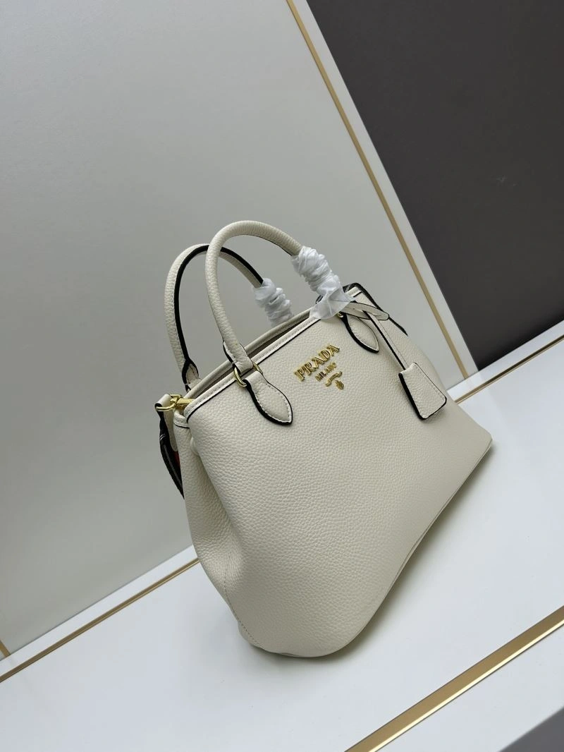 Modern Prada Top Handle Bags 82589
