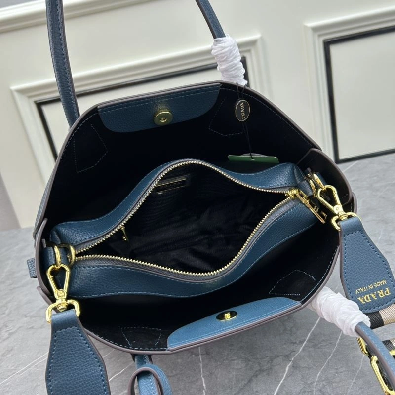 Cozy Prada Top Handle Bags 82595