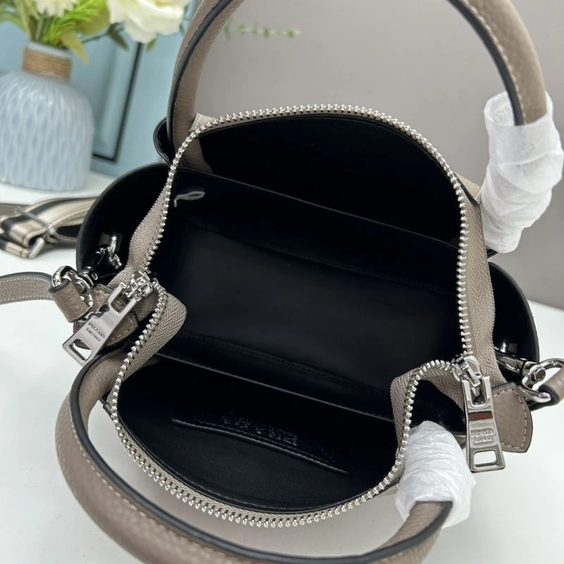 Prada Top Handle Bags Lightweight 82636