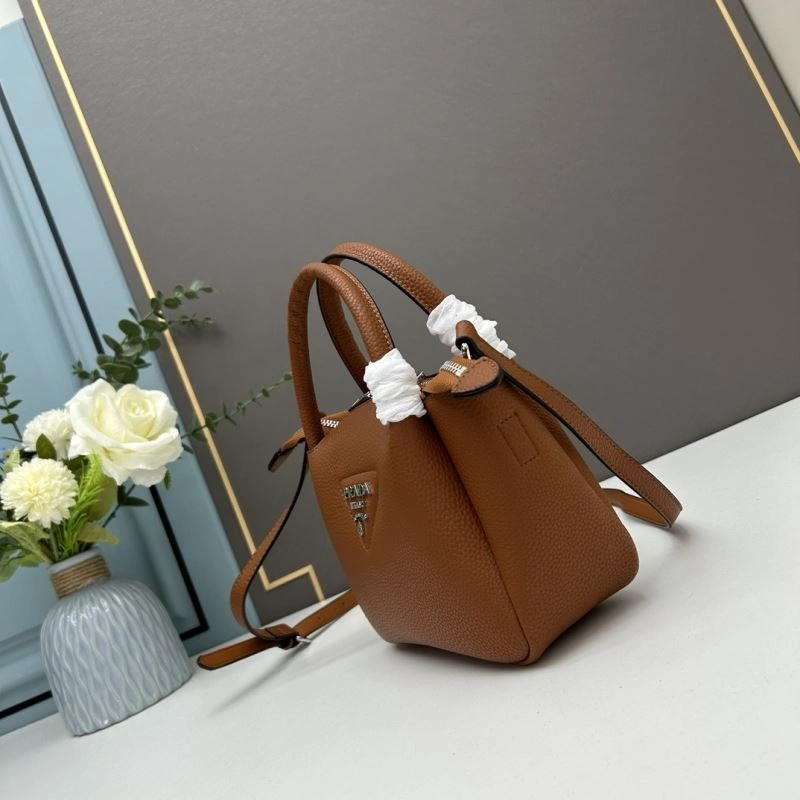 Snug Prada Top Handle Bags 82584