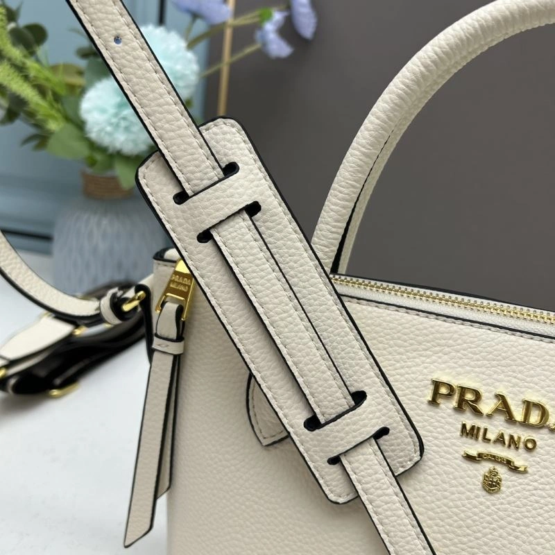 Prada Top Handle Bags Attractive 82567
