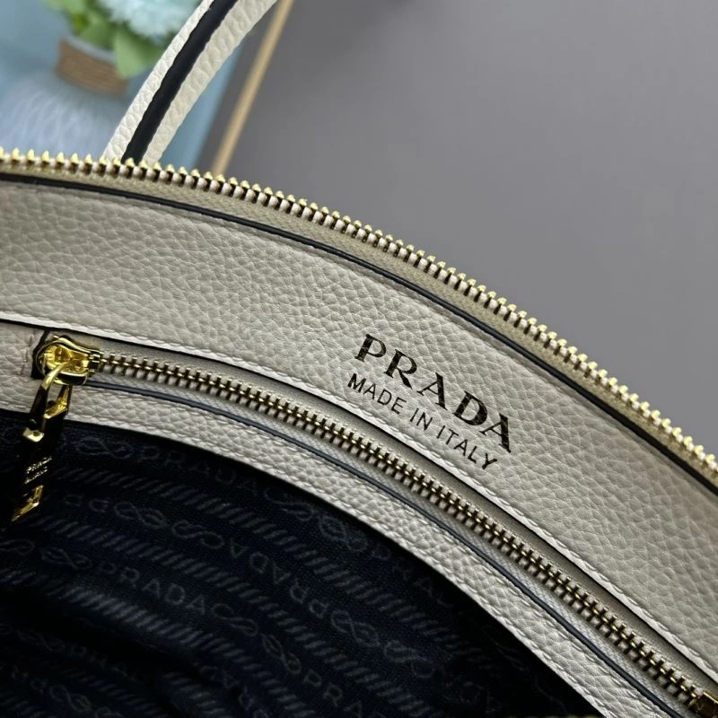 Prada Top Handle Bags Attractive 82567