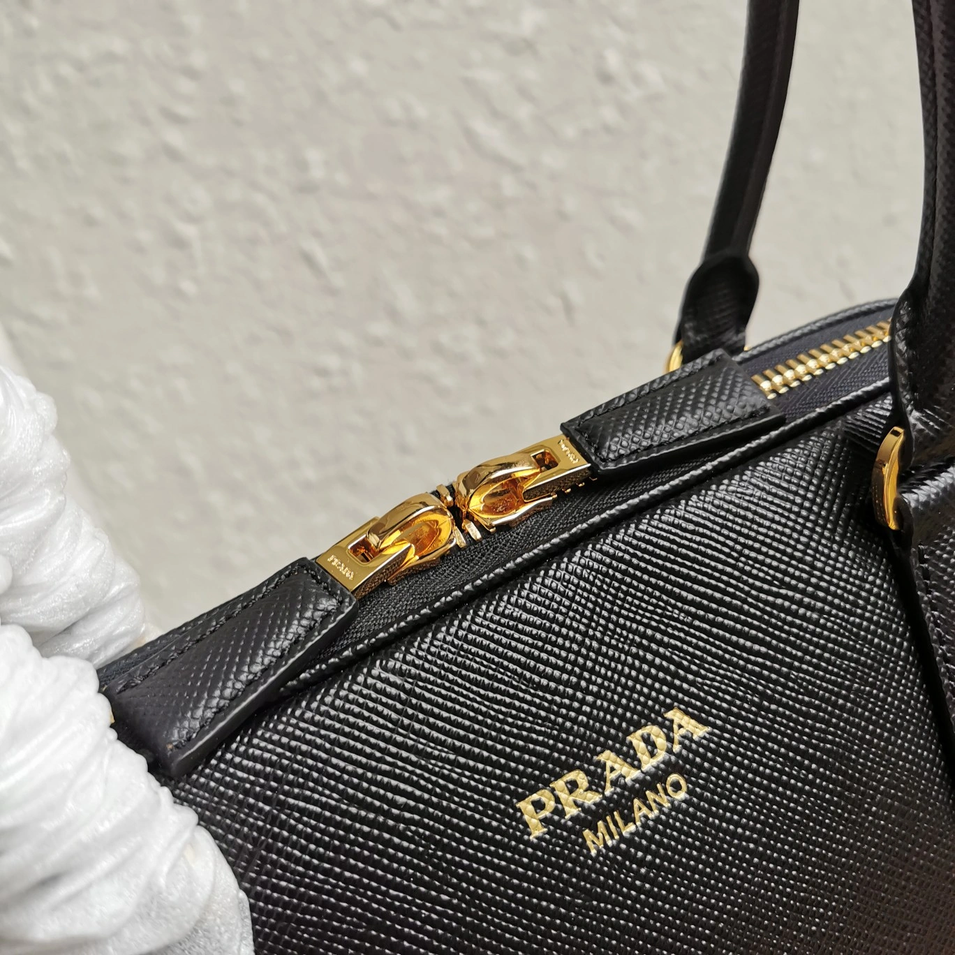 Comfortable Prada Top Handle Bags 71503