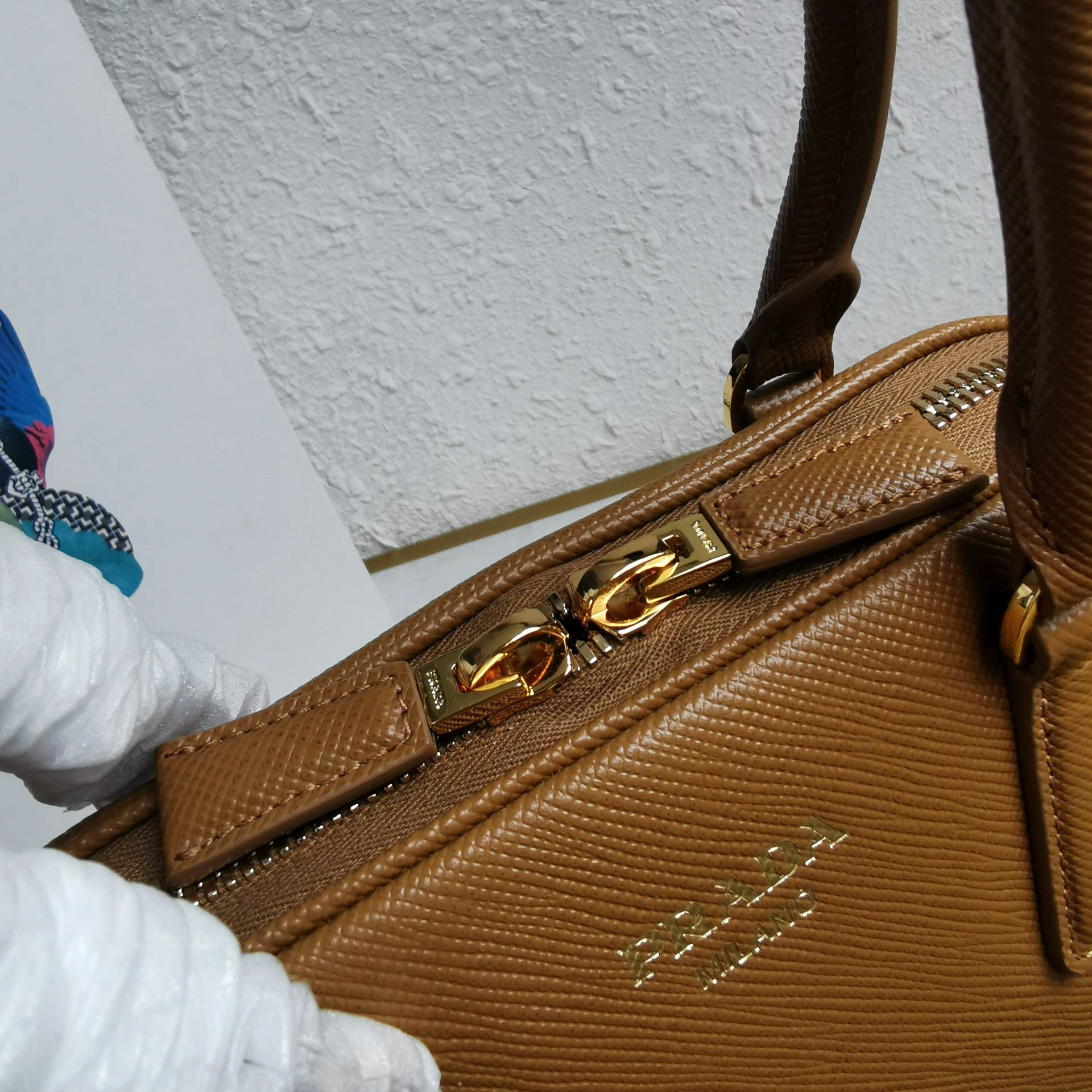 Prada Top Handle Bags Elegant 71500