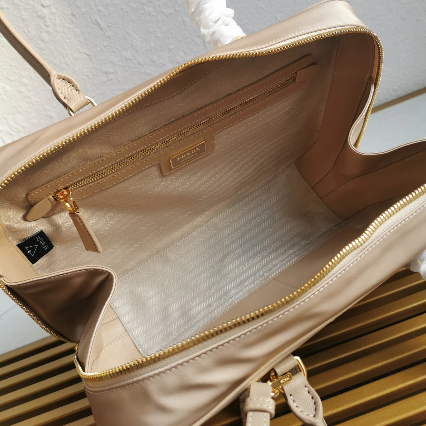 Durable Prada Top Handle Bags 71531