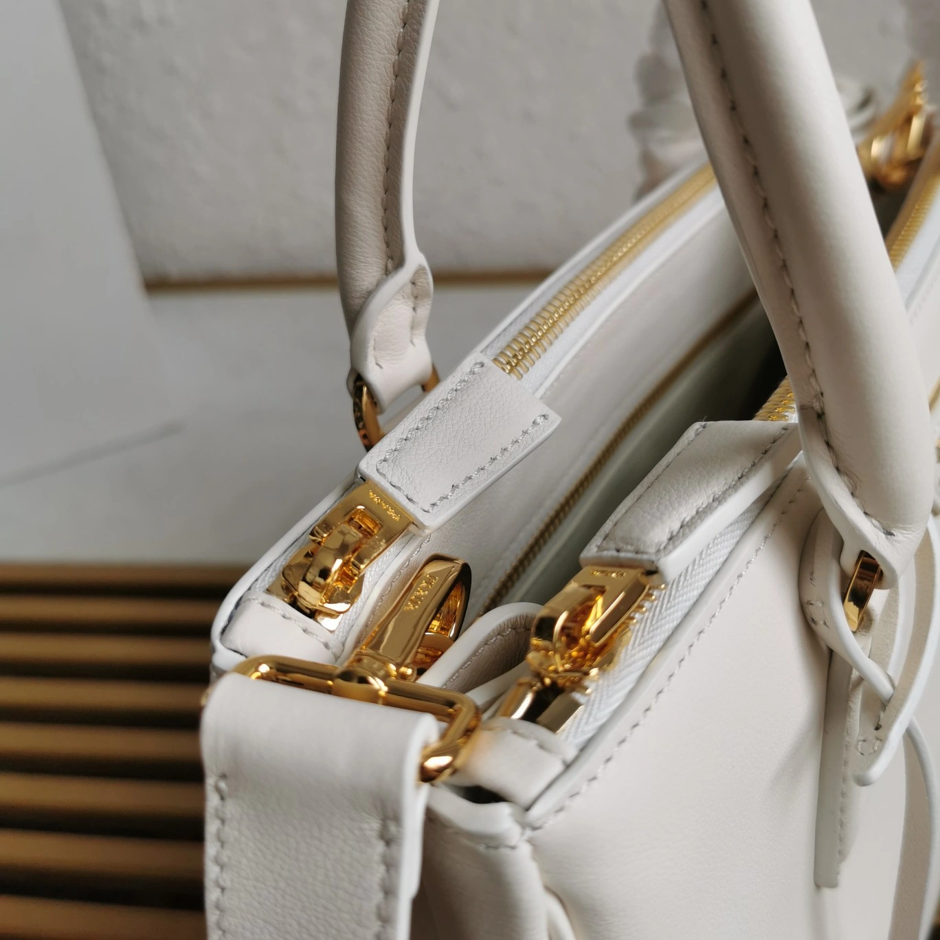 Attractive Prada Top Handle Bags 71481