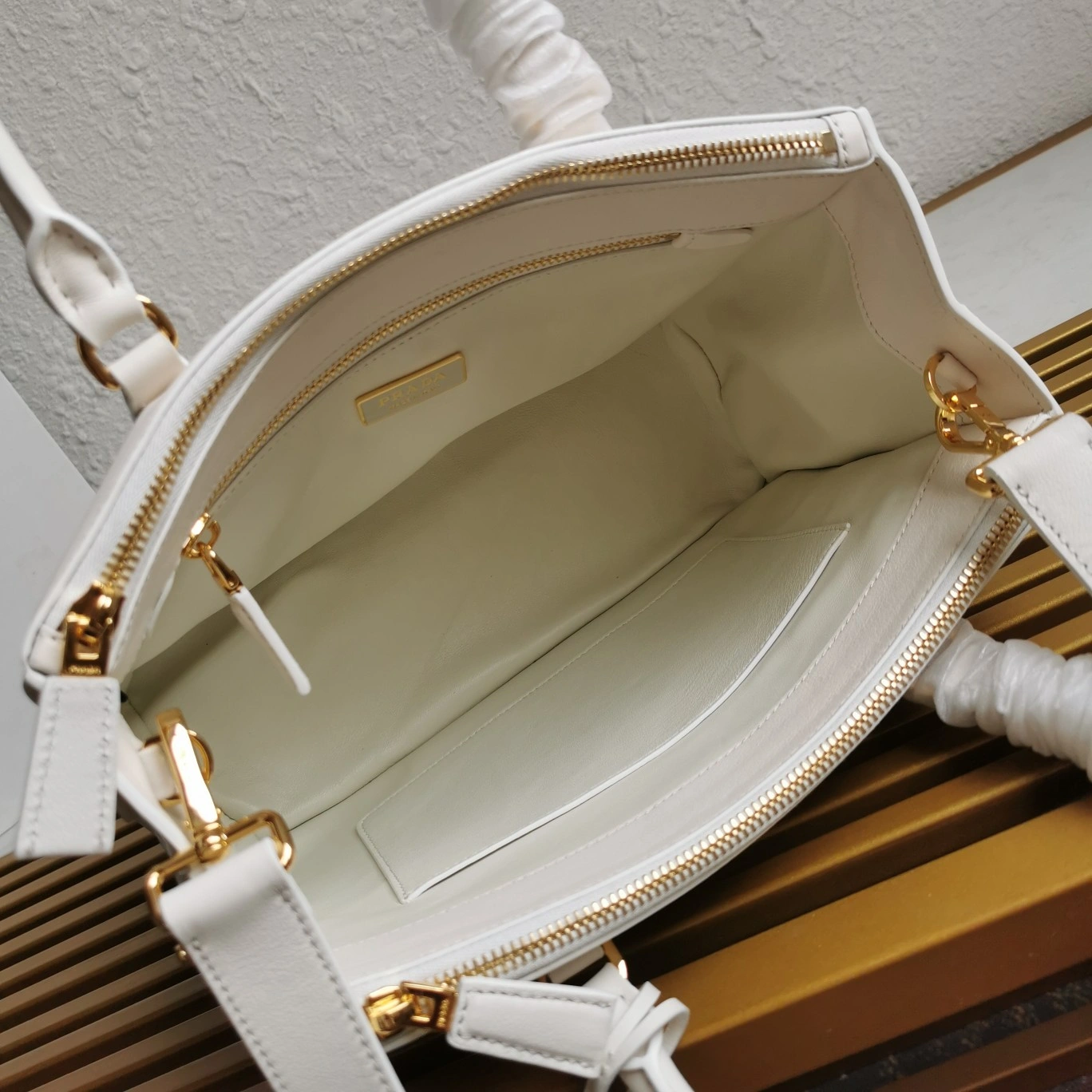 Attractive Prada Top Handle Bags 71481