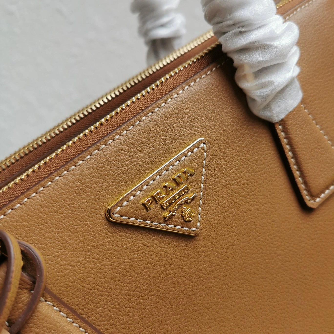 Prada Top Handle Bags Attractive 71495