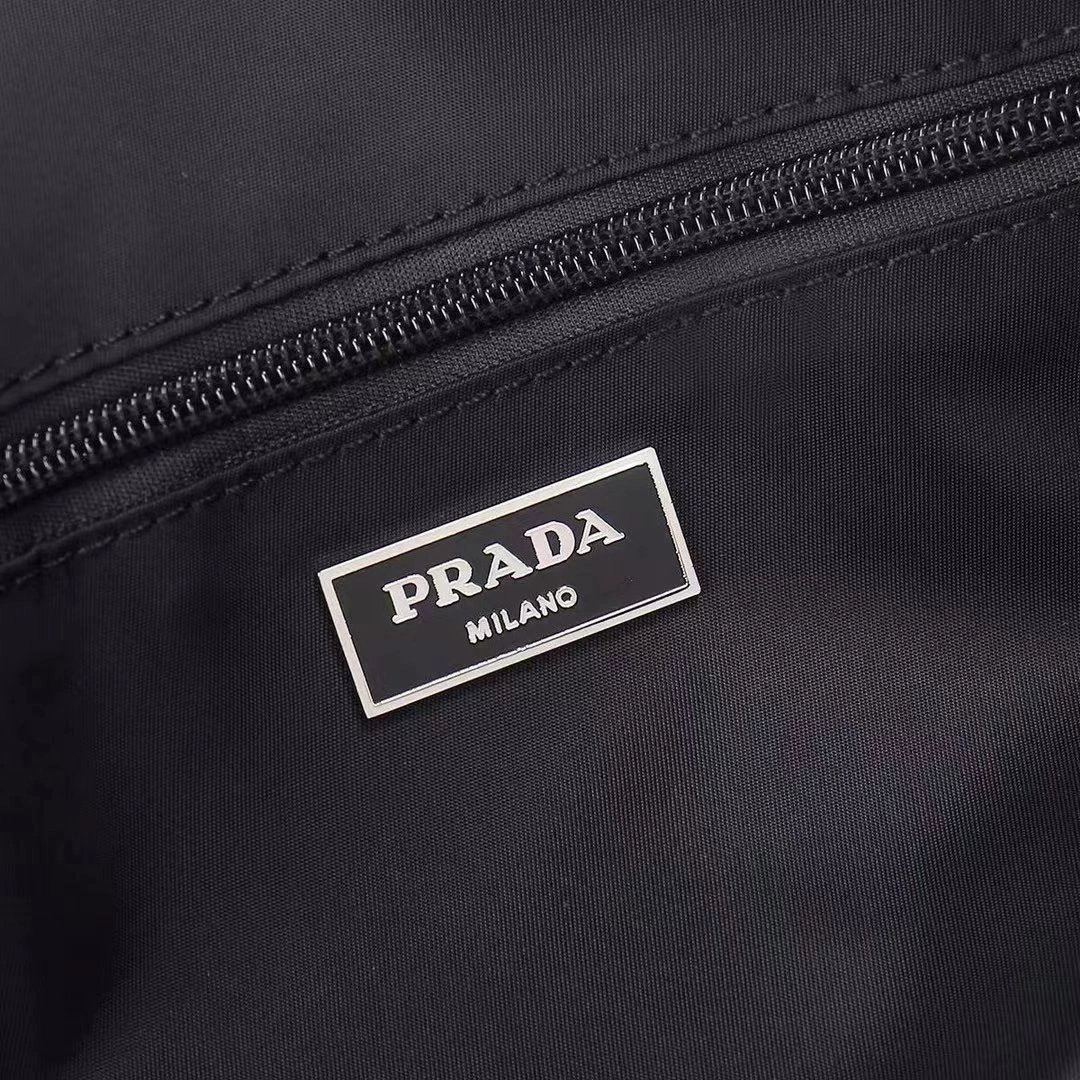 Lightweight Prada Travel Bags 90592