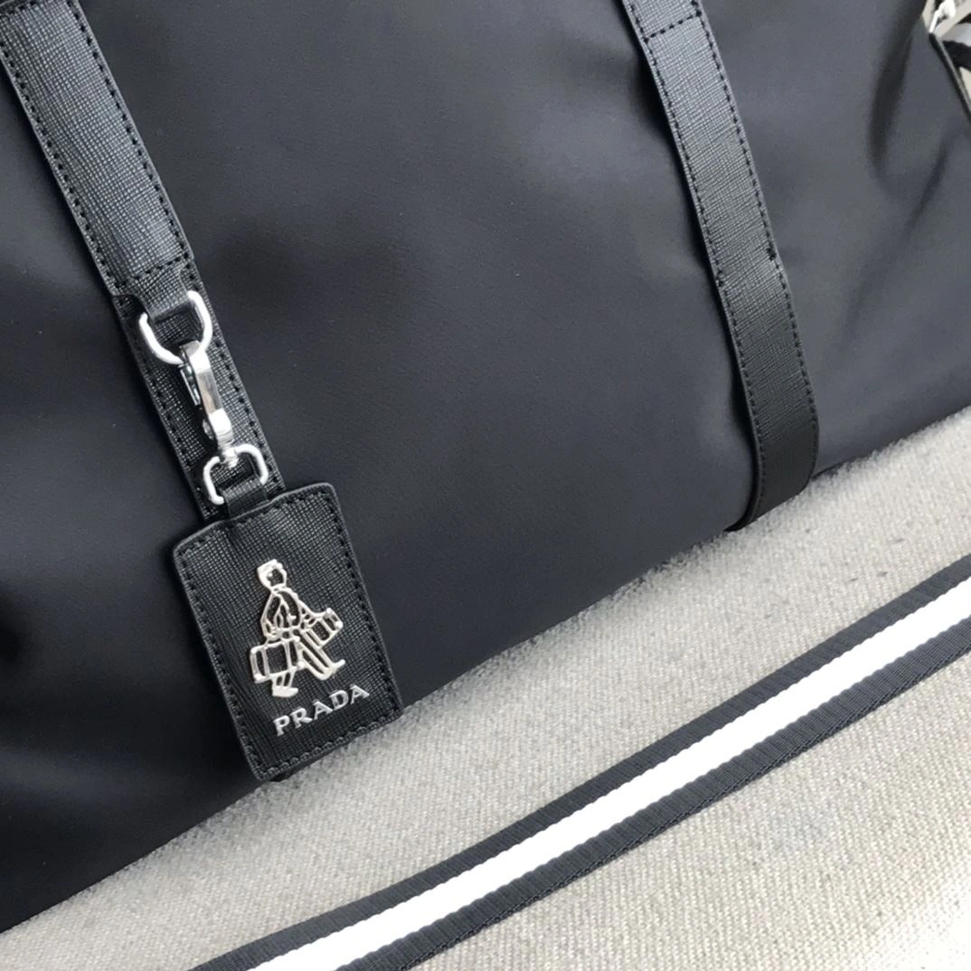 SmoothTexture Prada Travel Bags 92317