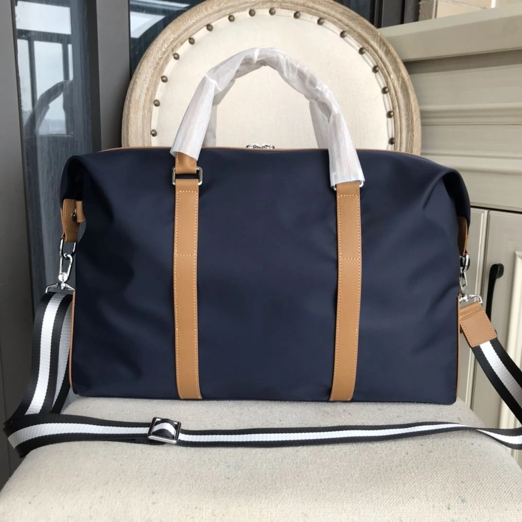 Stylish Prada Travel Bags 92315