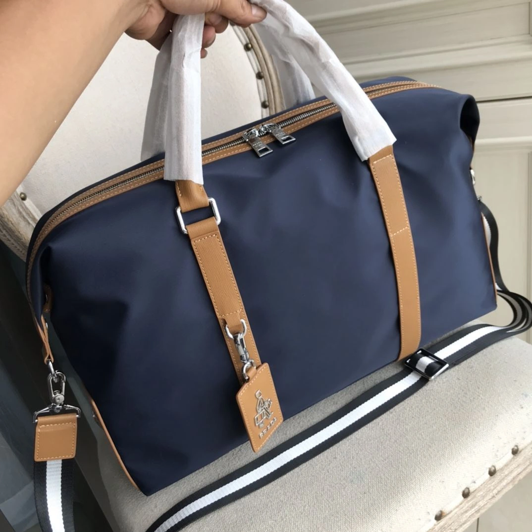 Stylish Prada Travel Bags 92315
