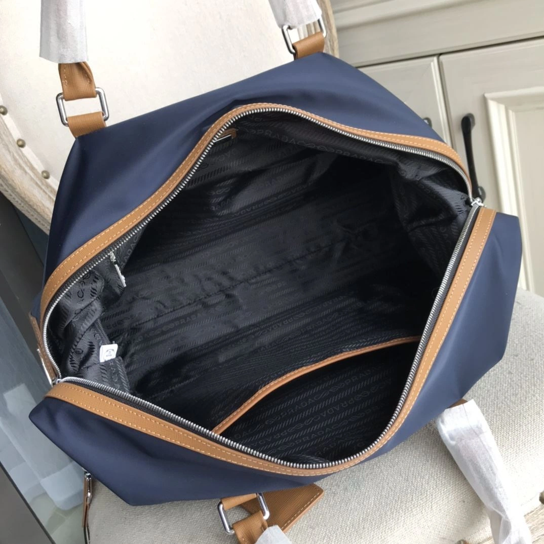 Stylish Prada Travel Bags 92315