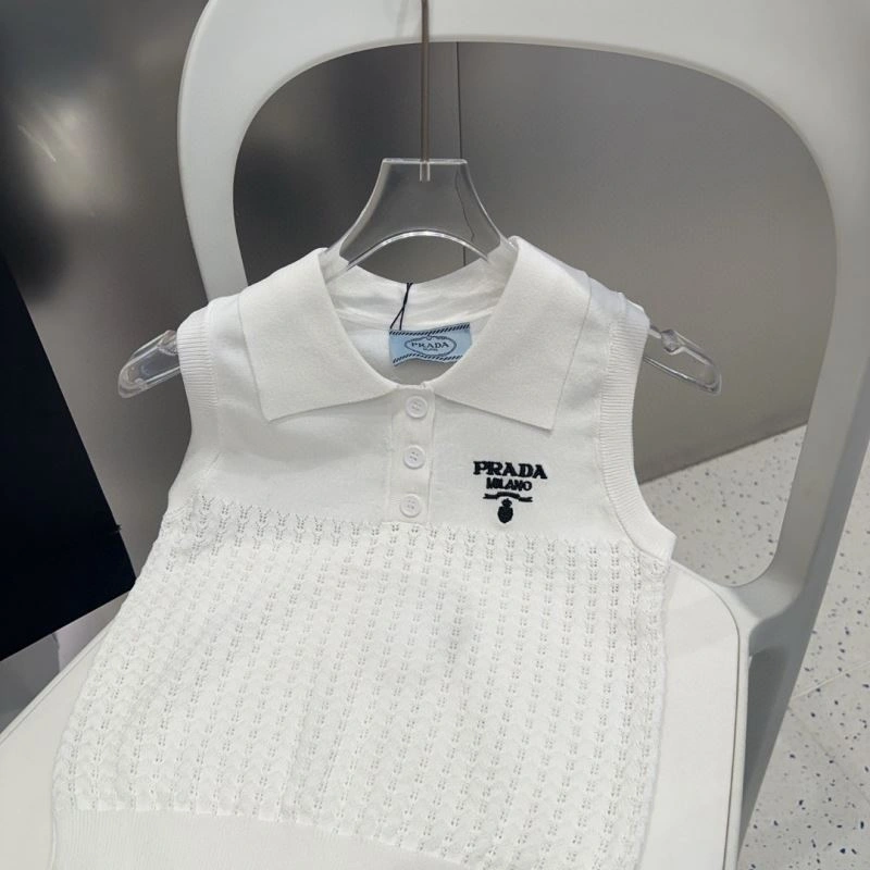Prada Vest Timeless 276911