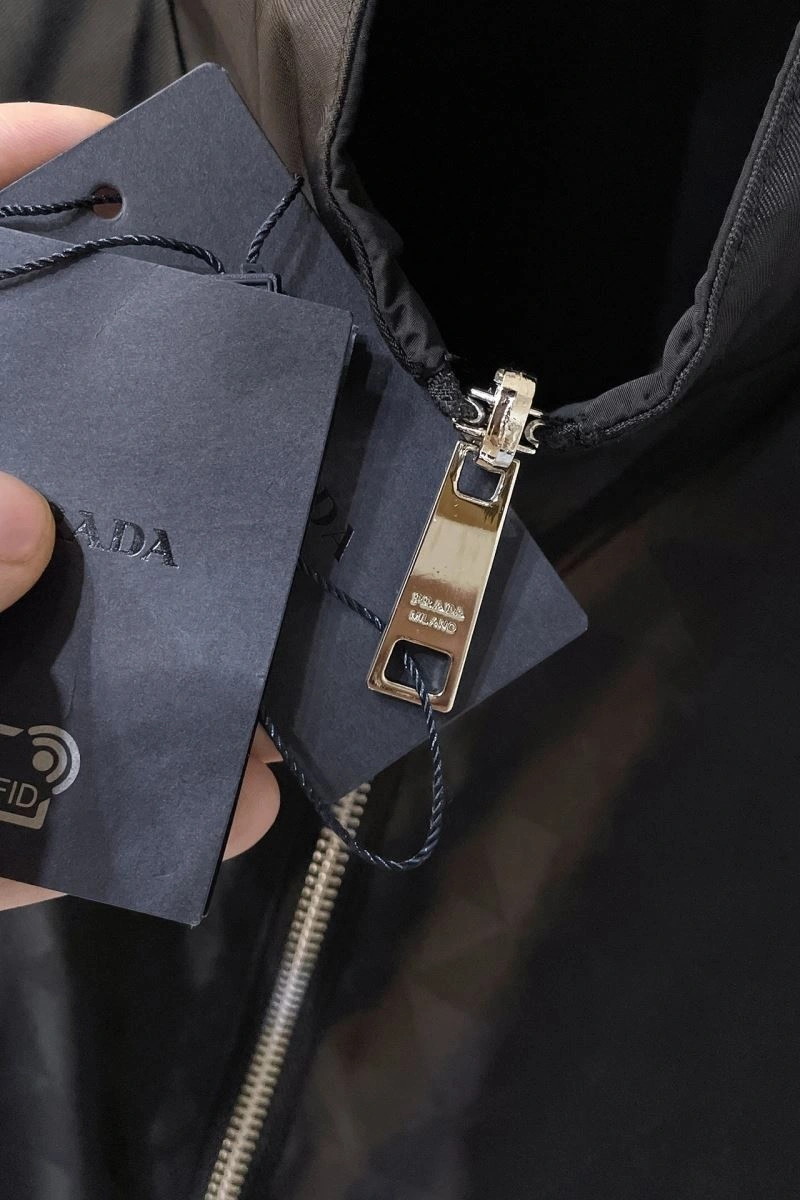 Prada Vest EyeCatching 171451