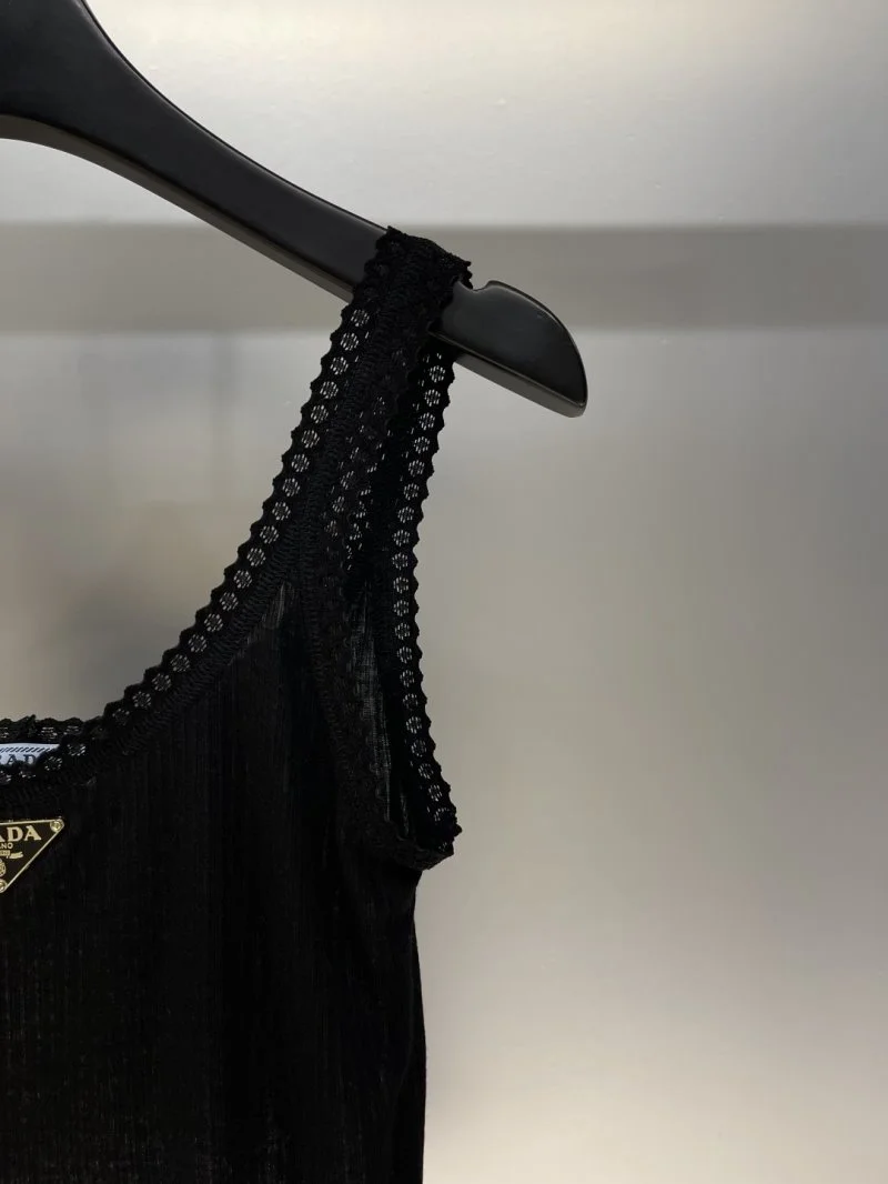 Attractive Prada Vest 166081