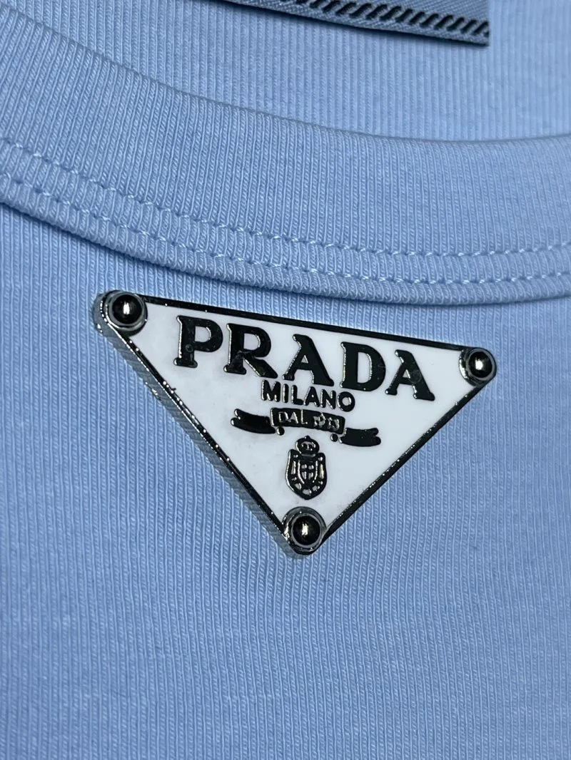 Prada Vest Snug 166044