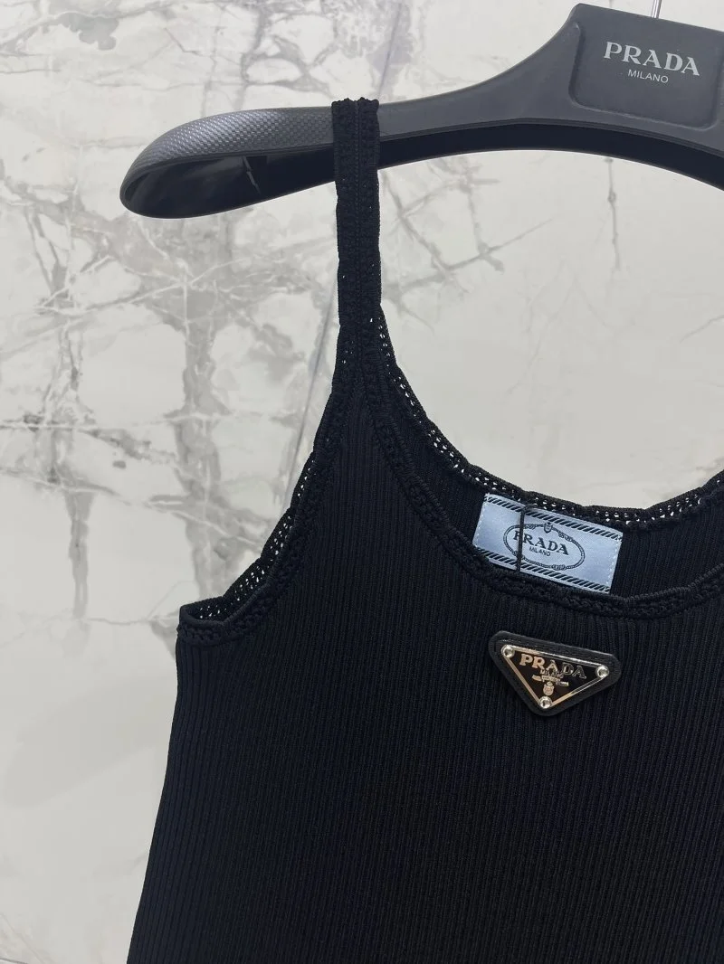 Prada Vest Sustainable 165646