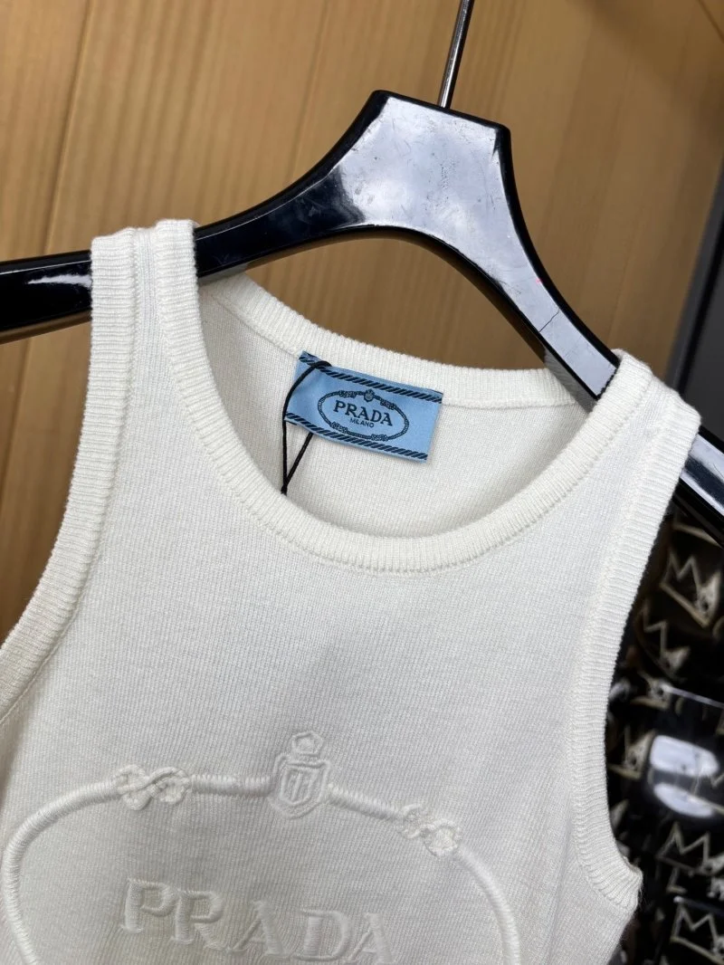 Prada Vest Breathable 165643