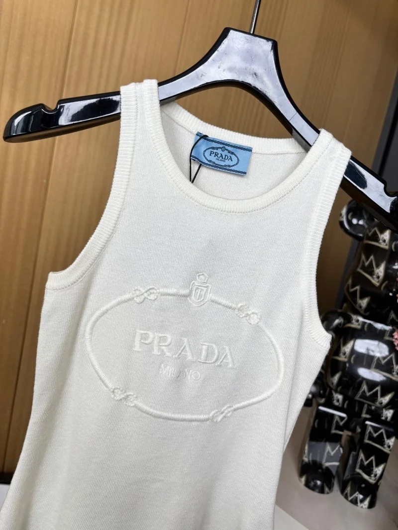 Prada Vest Breathable 165643