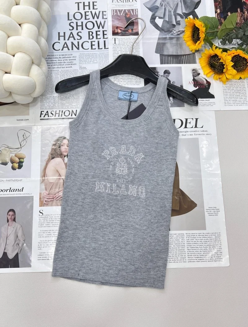 Prada Vest Practical 165637