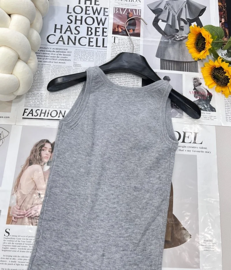 Prada Vest Practical 165637
