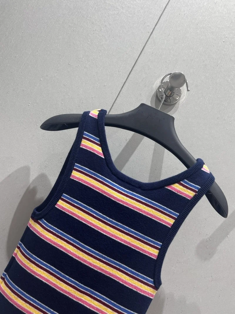 Prada Vest Unisex 165633