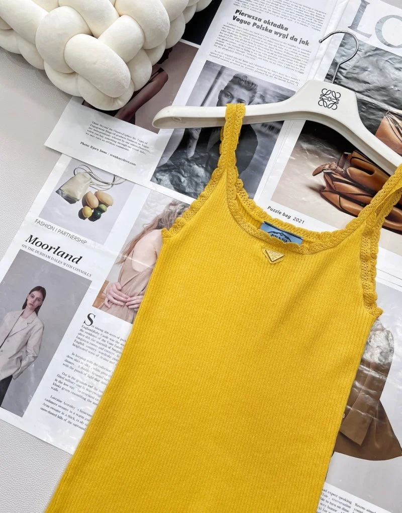 Prada Vest MultiPurpose 165634