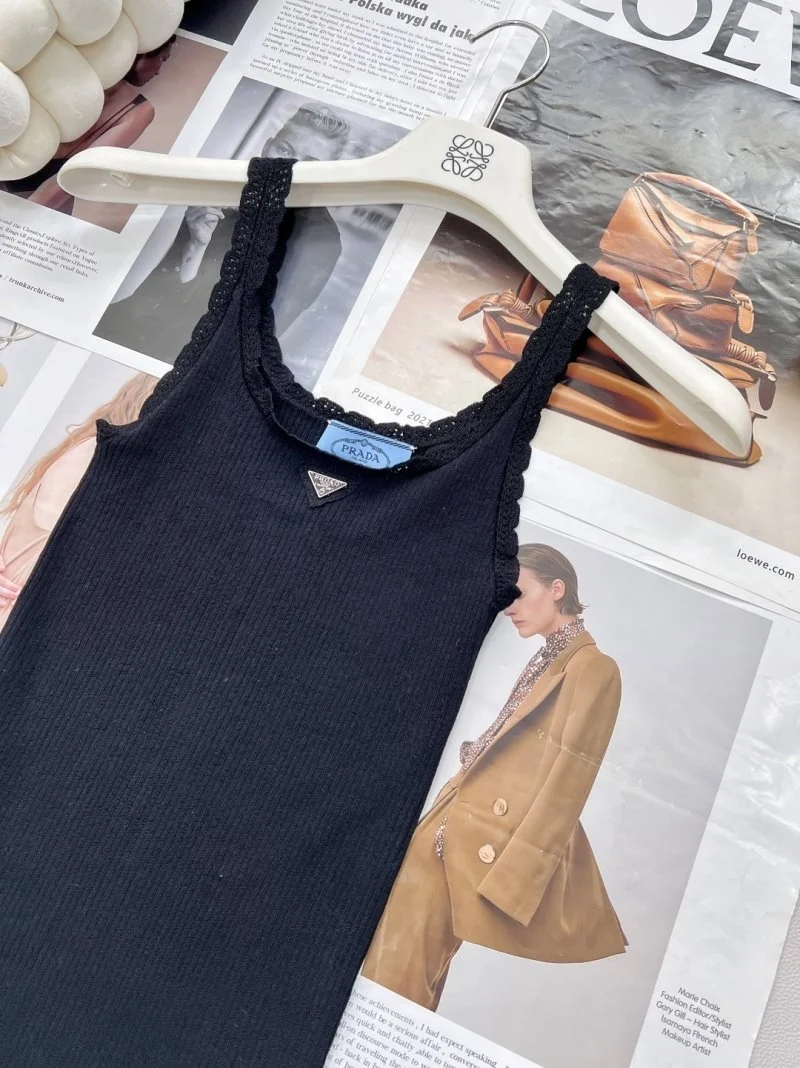 Prada Vest Effortless 165630
