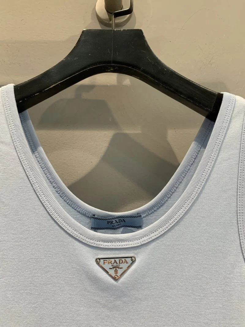 Supportive Prada Vest 165687