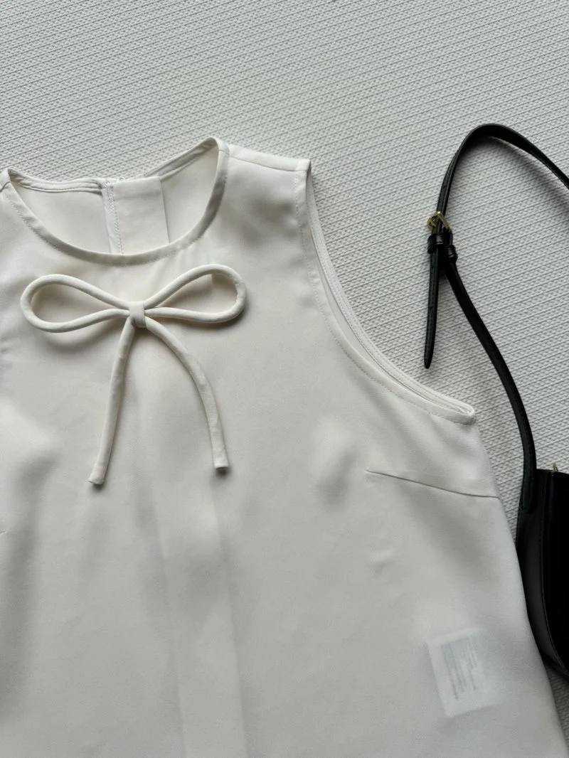 Practical Prada Vest 165621