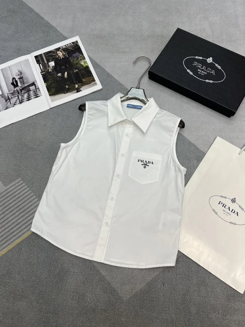Prada Vest Effortless 165616