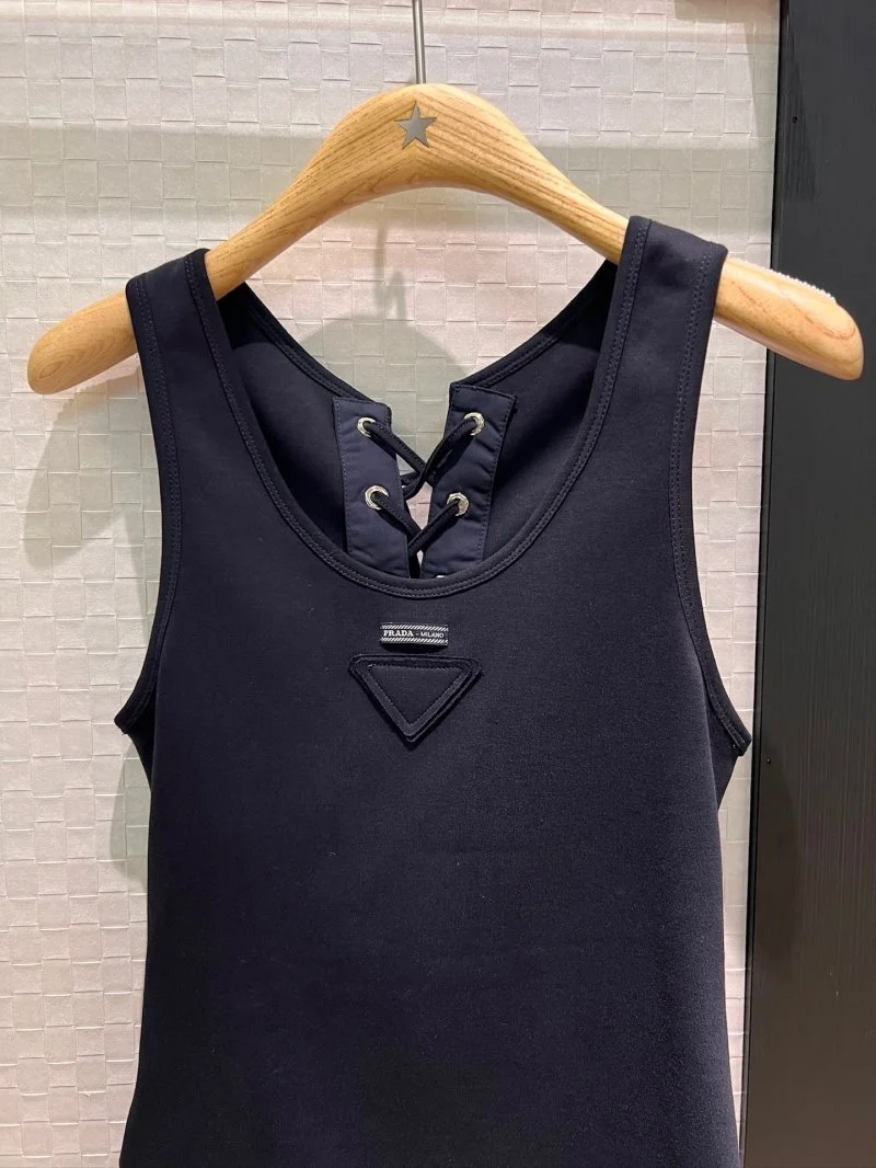 Prada Vest DailyWear 165609