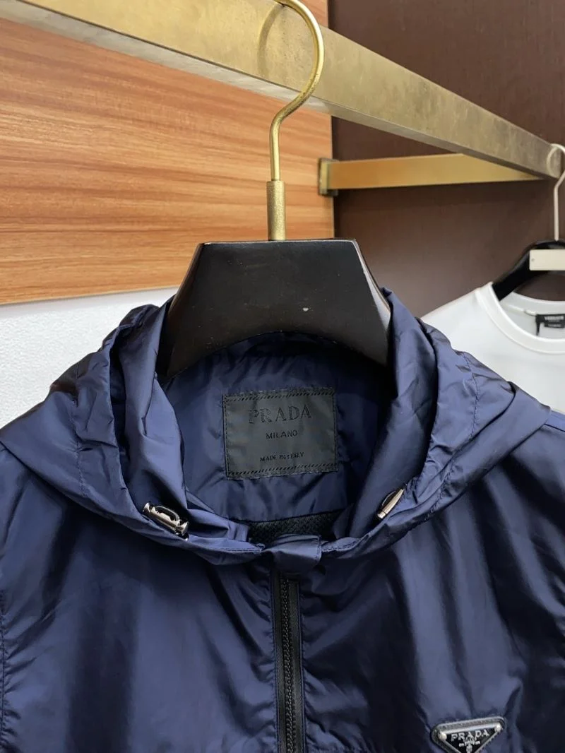 Sustainable Prada Vest 168345