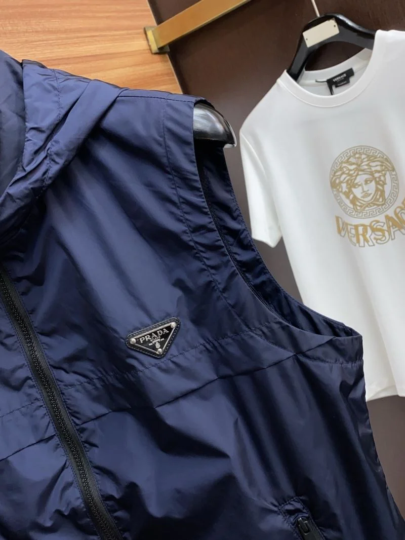 Sustainable Prada Vest 168345