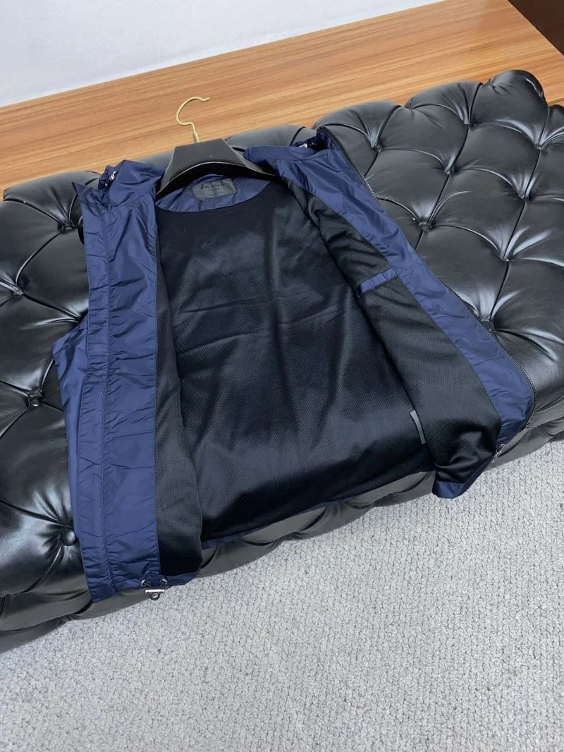 Sustainable Prada Vest 168345