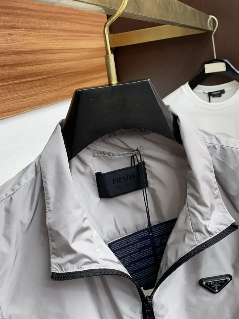 Prada Vest MultiPurpose 168344