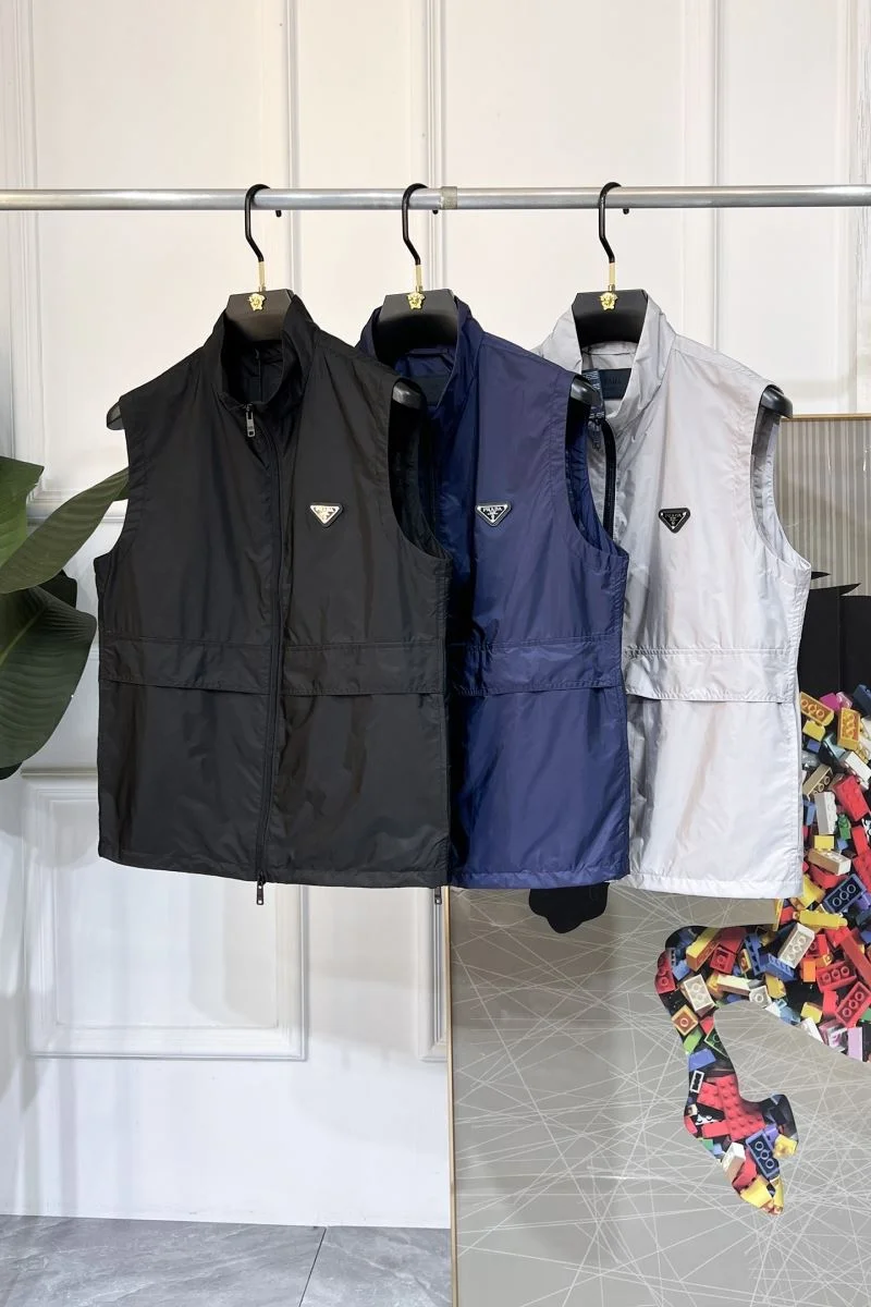 Durable Prada Vest 168365