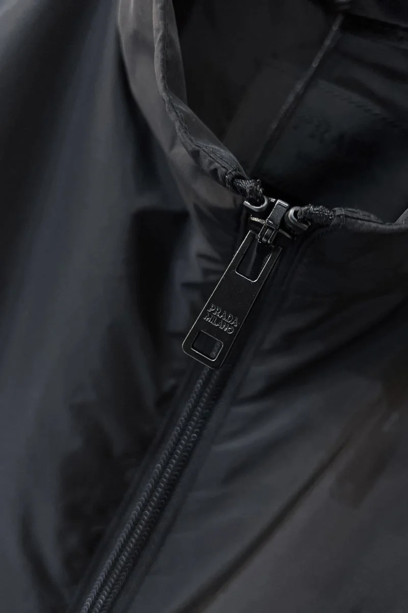 Durable Prada Vest 168365
