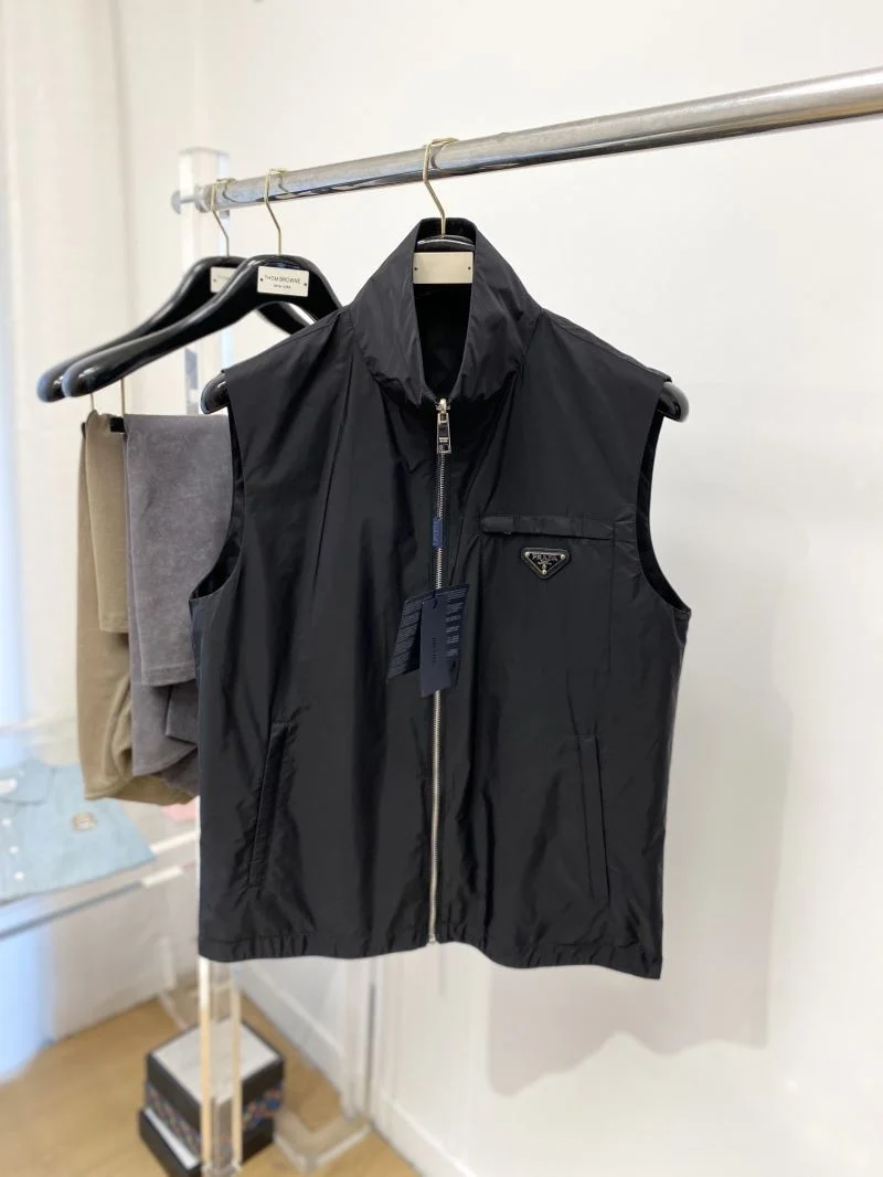 Prada Vest Functional 168343